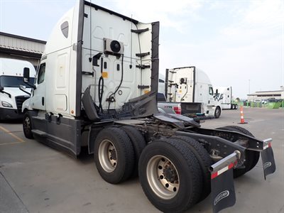 2022 Freightliner Cascadia 126