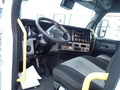 2022 Freightliner Cascadia 126