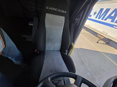 2022 Freightliner Cascadia
