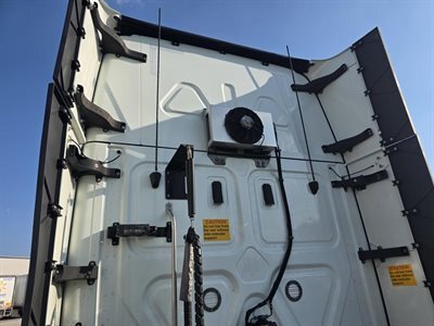2022 Freightliner Cascadia
