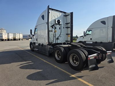 2022 Freightliner Cascadia
