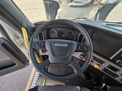 2022 Freightliner Cascadia