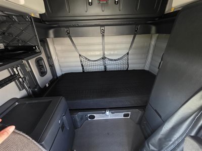 2022 Freightliner Cascadia