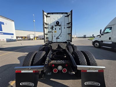 2022 Freightliner Cascadia
