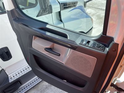 2022 Freightliner Cascadia 126