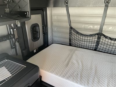 2022 Freightliner Cascadia 126