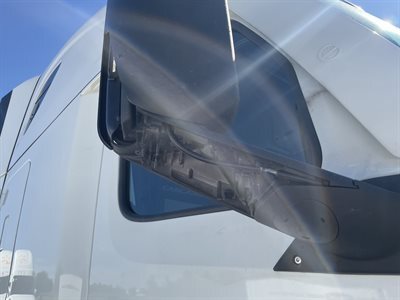 2022 Freightliner Cascadia 126