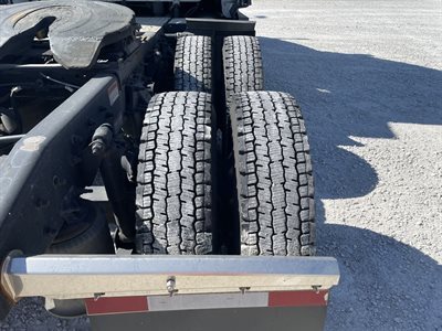 2022 Freightliner Cascadia 126