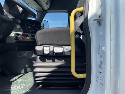 2022 Freightliner Cascadia 126