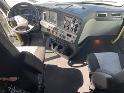 2022 Freightliner Cascadia 126