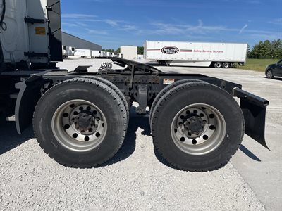 2022 Freightliner Cascadia 126