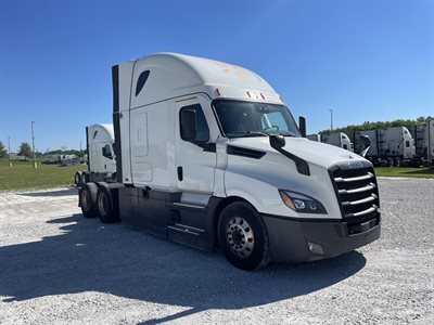 2022 Freightliner Cascadia 126