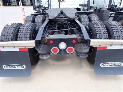 2022 Freightliner Cascadia 126