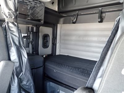 2022 Freightliner Cascadia 126