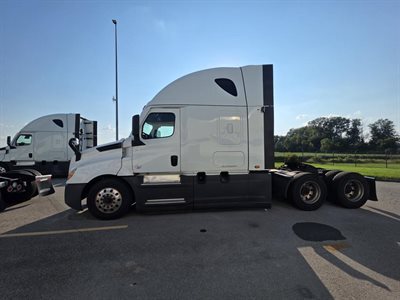 2022 Freightliner Cascadia