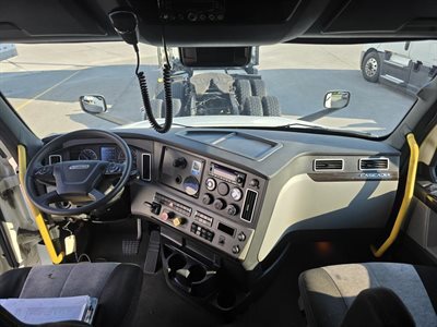 2022 Freightliner Cascadia