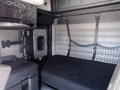 2022 Freightliner Cascadia 126