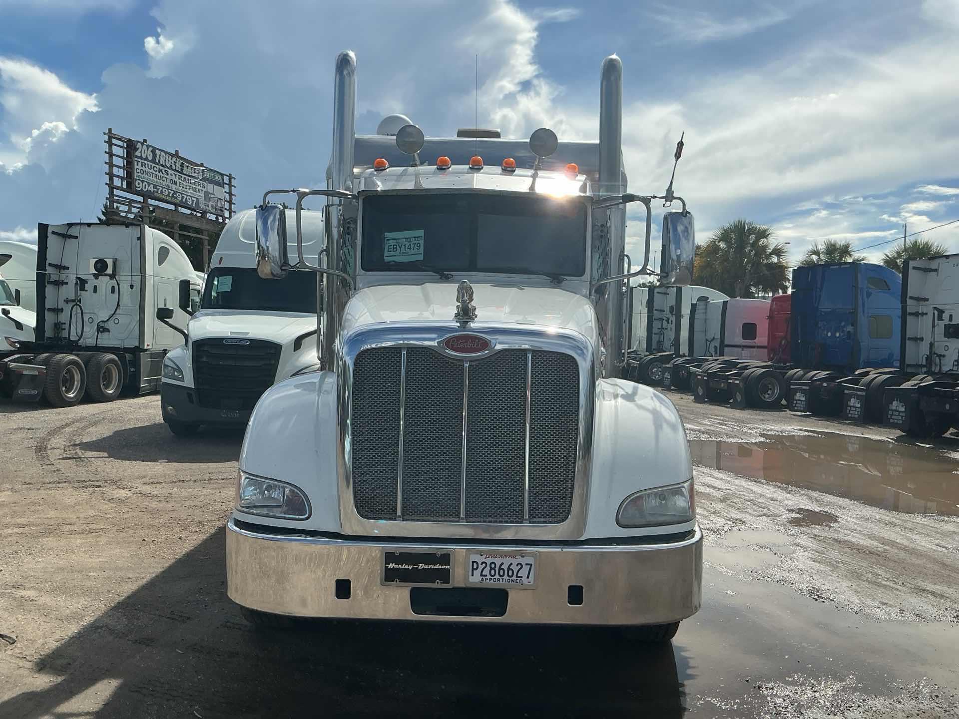 2014 Peterbilt 386