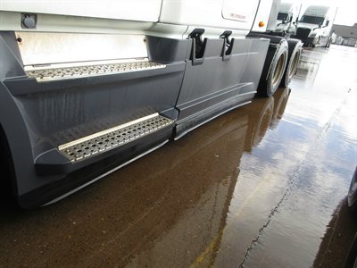 2023 Freightliner CASCADIA 126