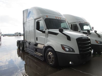 2023 Freightliner CASCADIA 126
