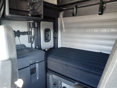 2022 Freightliner Cascadia