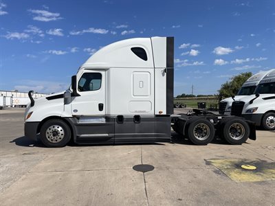 2022 Freightliner Cascadia