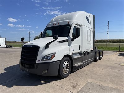 2022 Freightliner CASCADIA 126