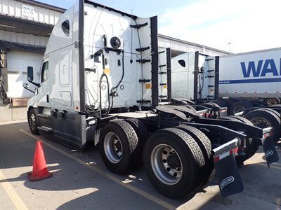 2022 Freightliner Cascadia