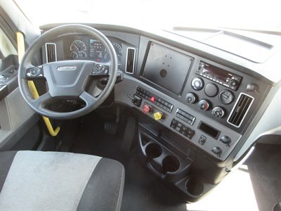 2022 Freightliner Cascadia