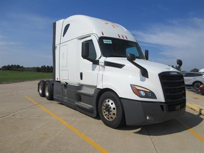 2022 Freightliner Cascadia