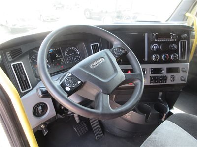 2022 Freightliner Cascadia