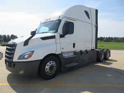 2022 Freightliner Cascadia