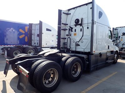 2022 Freightliner Cascadia