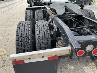 2022 Freightliner CASCADIA 126