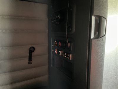 2022 Freightliner CASCADIA 126