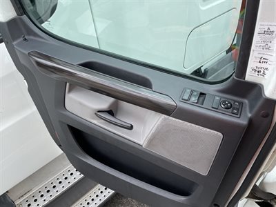 2022 Freightliner CASCADIA 126