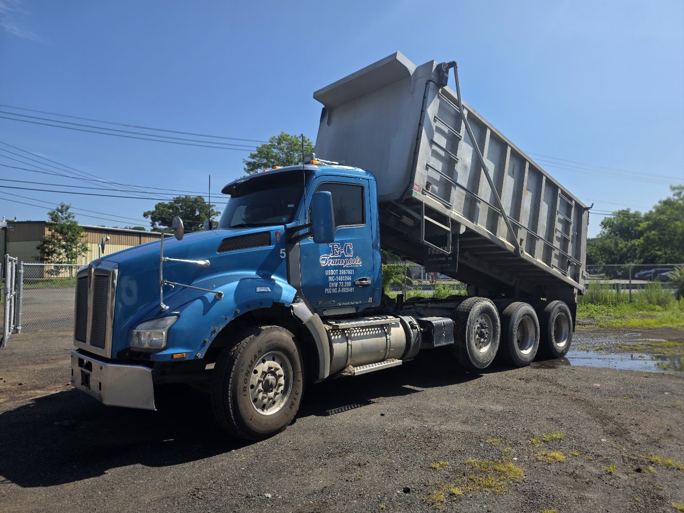 Photo of 2016 Kenworth T880