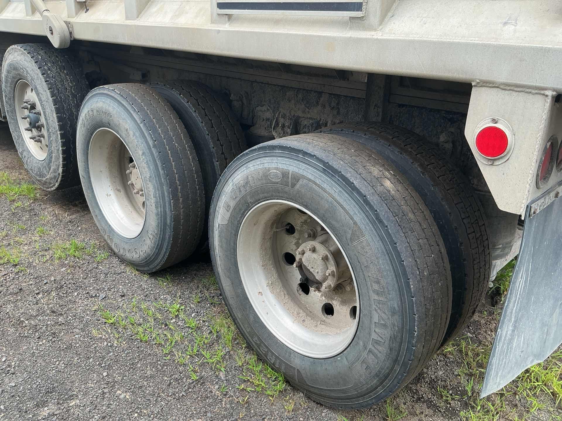 2016 Kenworth T880