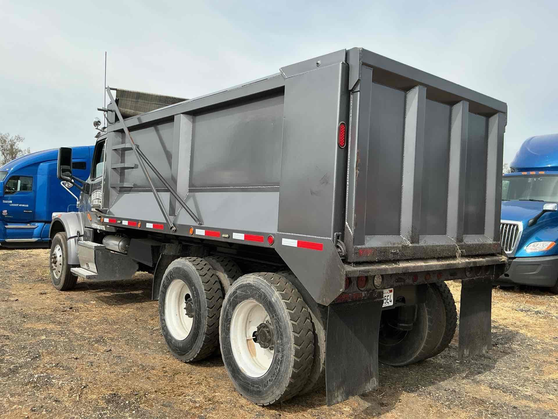 2019 Peterbilt 567