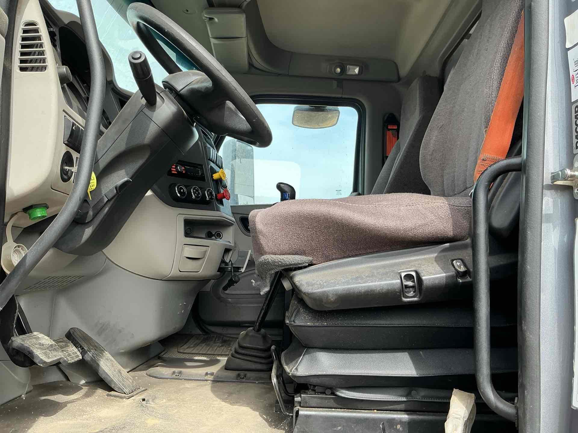 2019 Peterbilt 567