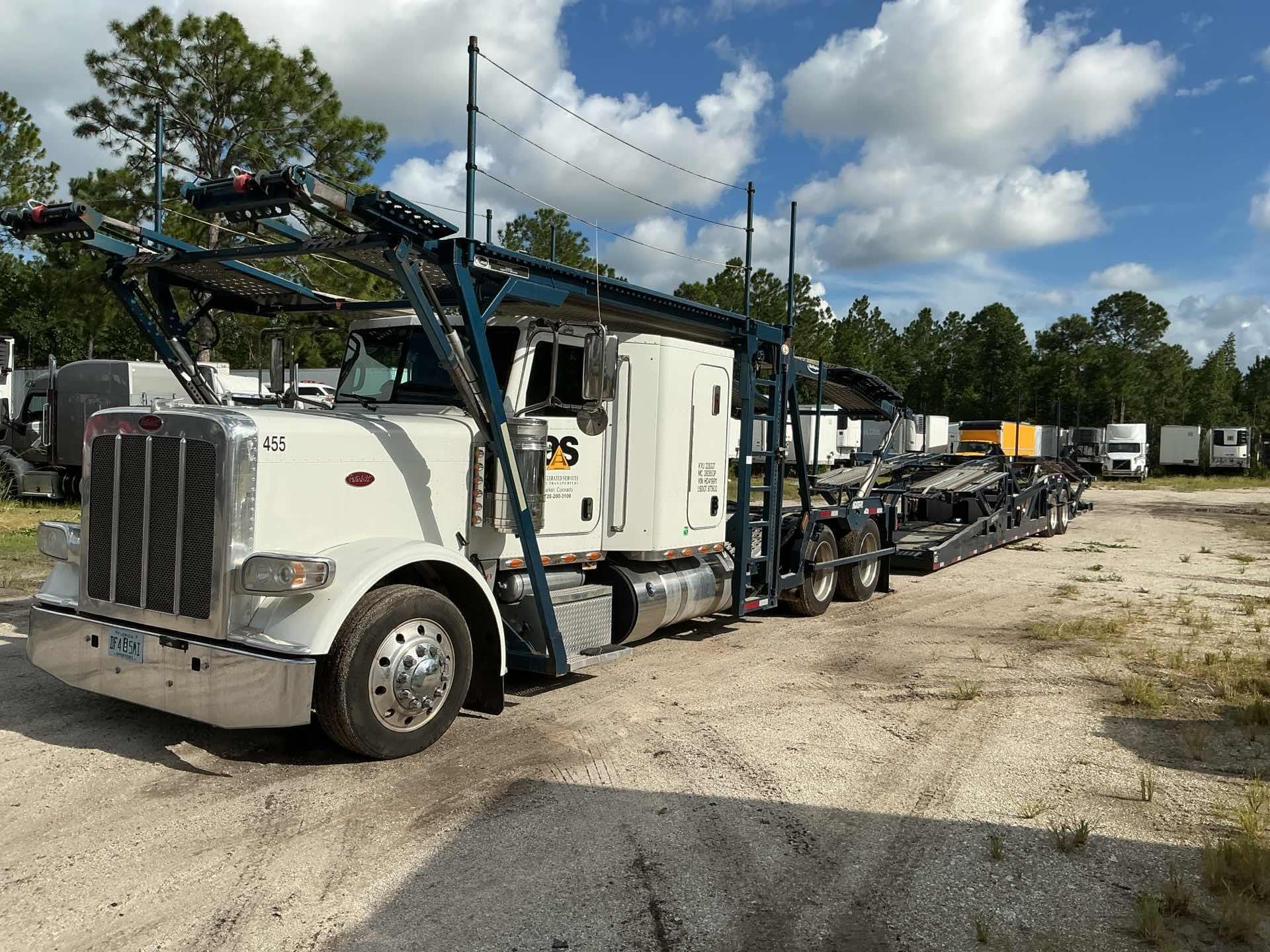 2017 Peterbilt 389