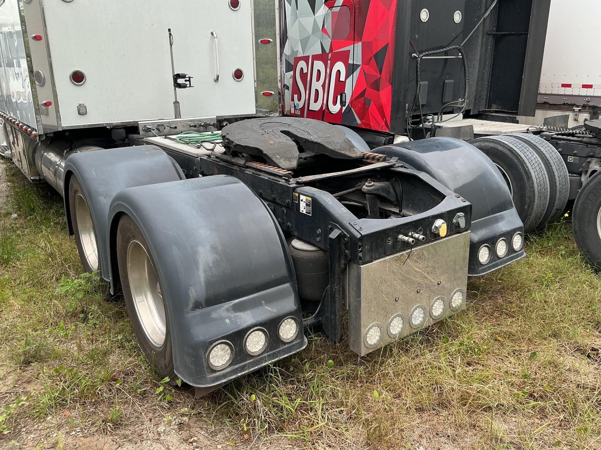 2020 Peterbilt 579