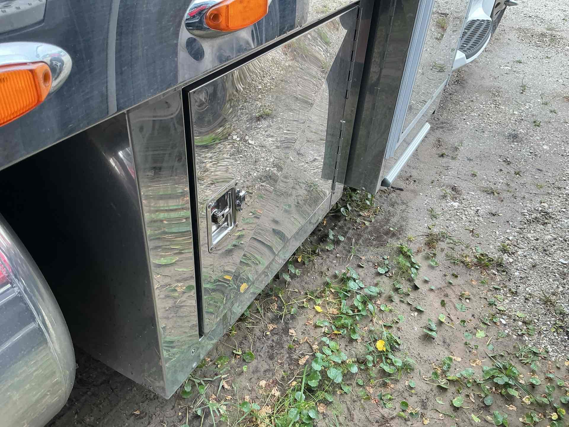 2020 Peterbilt 579