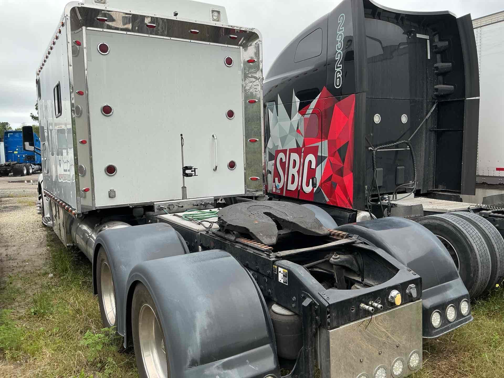 2020 Peterbilt 579