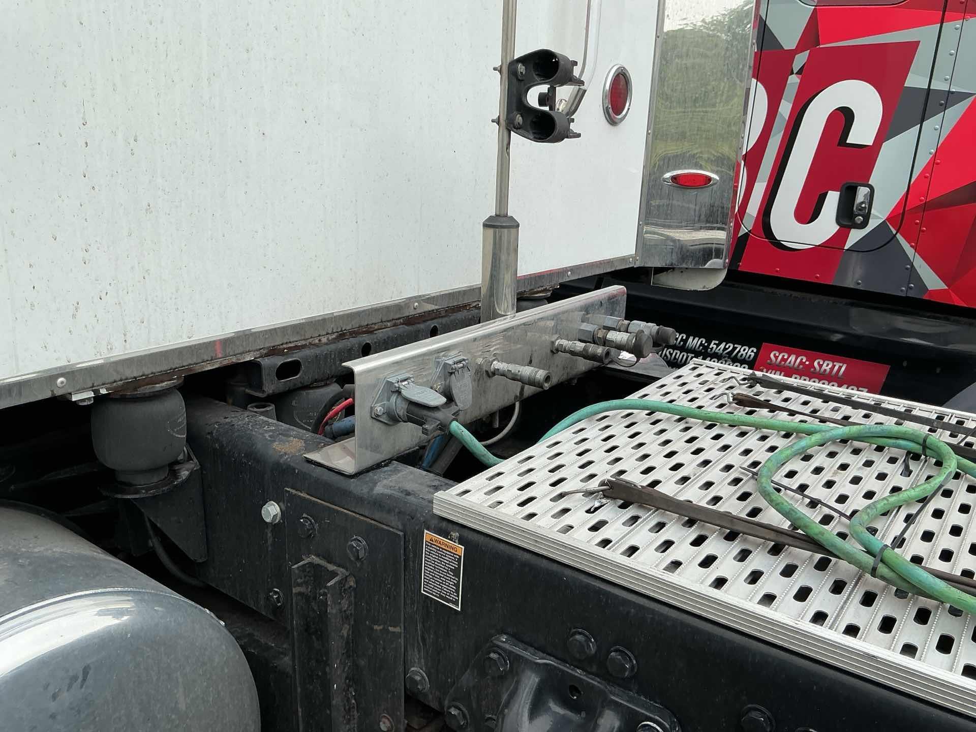 2020 Peterbilt 579