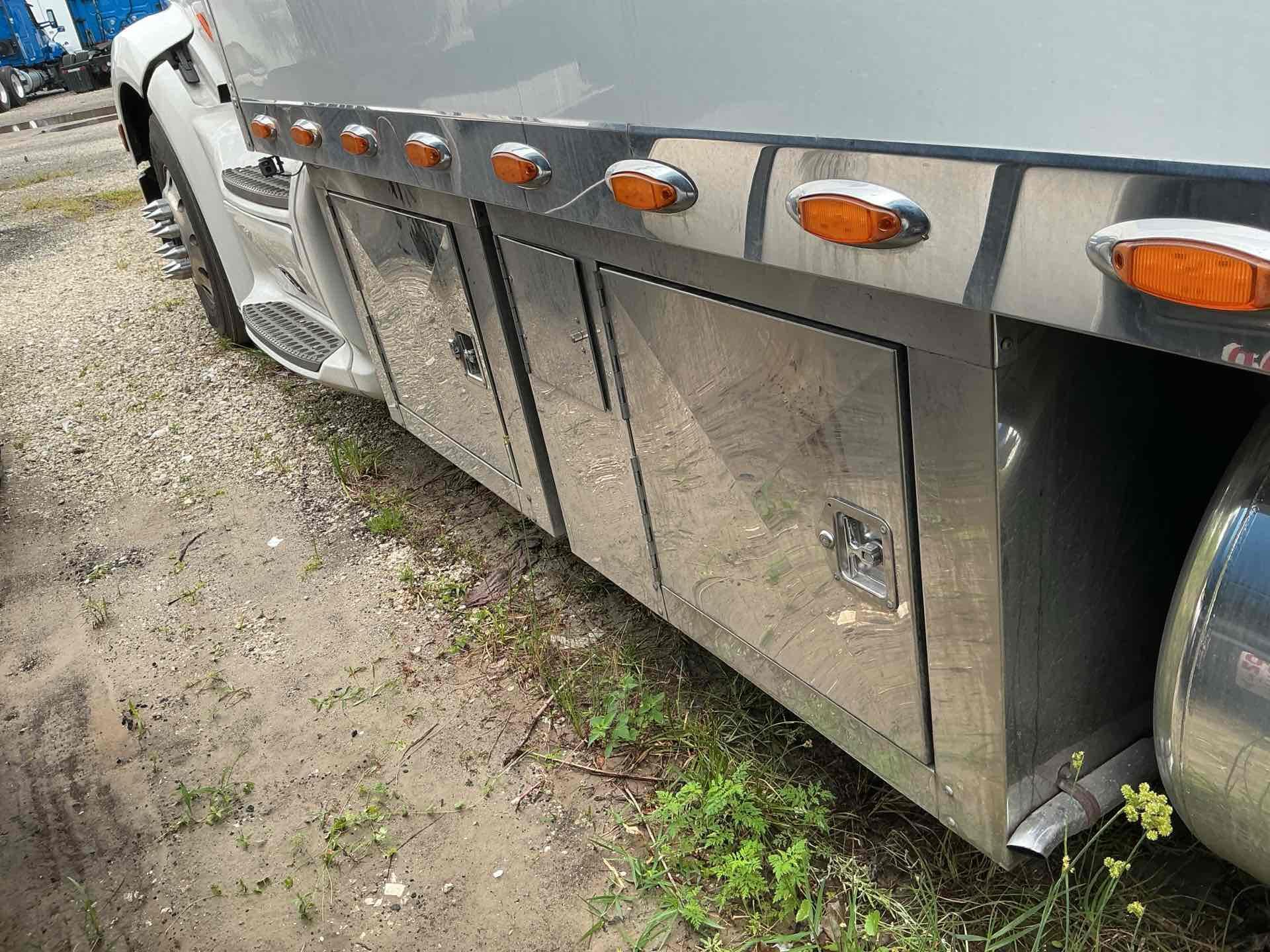 2020 Peterbilt 579