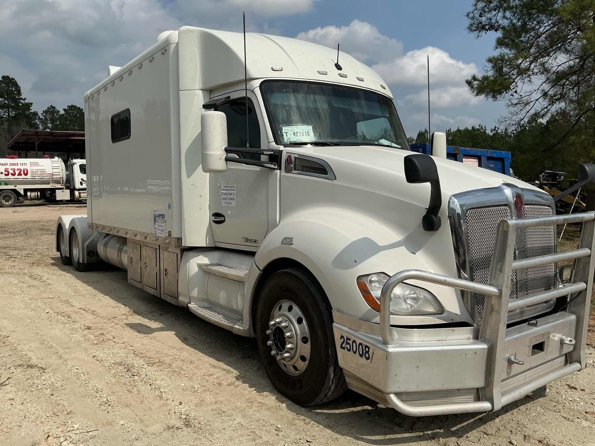 2015 Kenworth T680