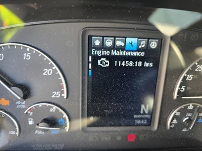 2022 Freightliner CASCADIA 126