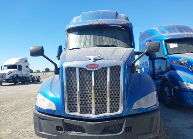 2022 Peterbilt 579