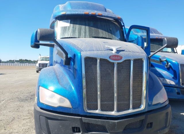 2022 Peterbilt 579